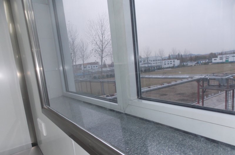 凈化彩鋼板門窗制作施工案例 